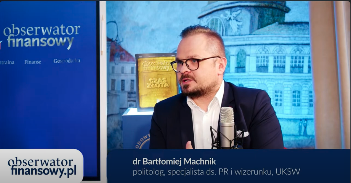 Dr Bartłomiej Machnik w studiu
